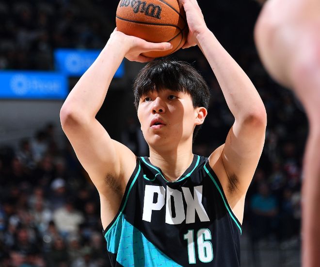 鹈鹕vs爵士直播_nba免费直播在线直播_NBA直播视频免费观看